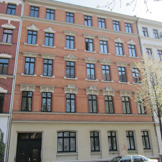 Mietshaus Bussestraße 8