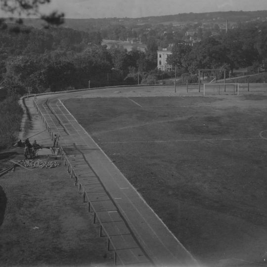 Kalnų parko stadionas