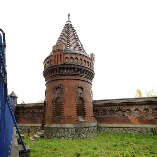 Filtr, ob. zbiornik wody w zespole wodociągów Na Grobli