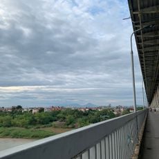 Thăng Long Bridge