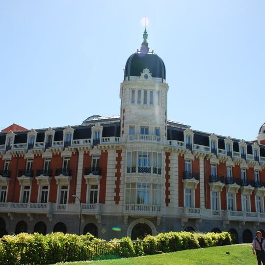 Bâtiment de la Compagnie royale asturienne des Mines