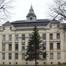 Klagenfurt, Westschule