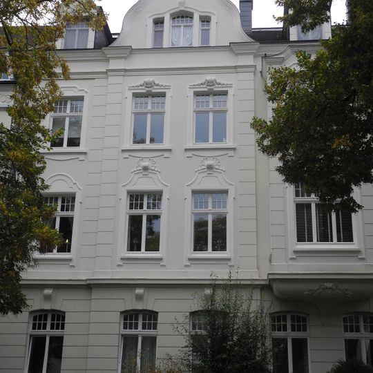 Kaiser-Wilhelm-Allee 13