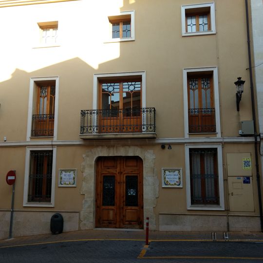 Biblioteca Pública Municipal de Muro de Alcoy - Francisco de Paula Momblanch