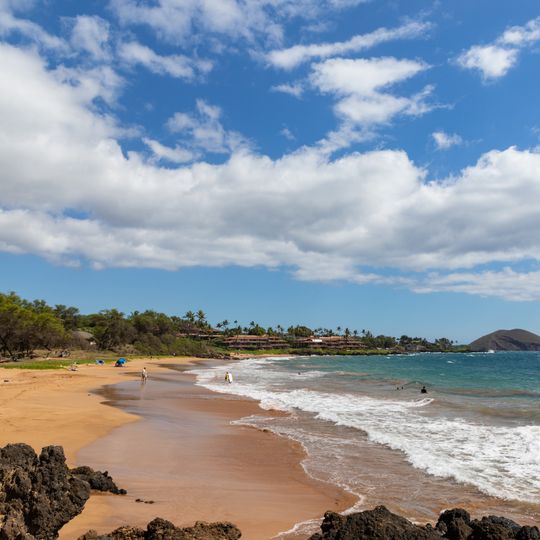 Poʻolenalena Beach