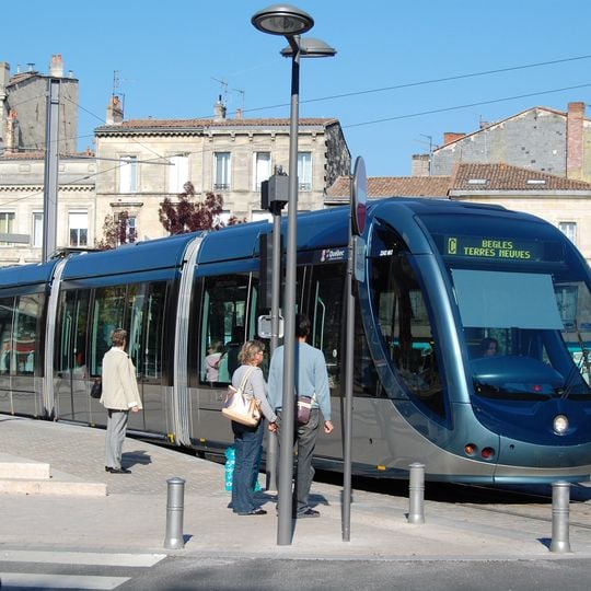 Station Place Paul Doumer