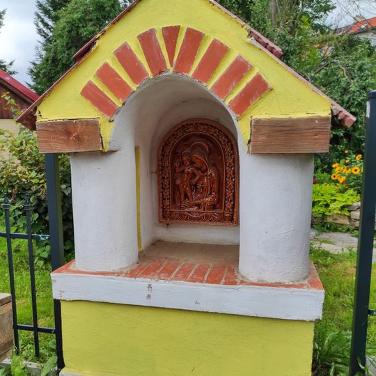 Výklenková kaplička v Černé v Pošumaví