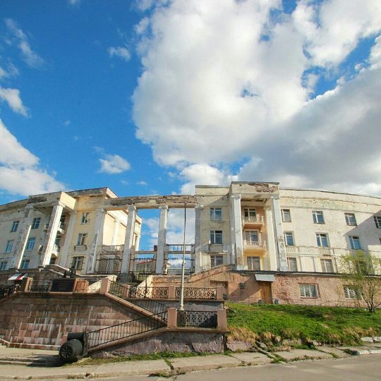 Циркульный дом