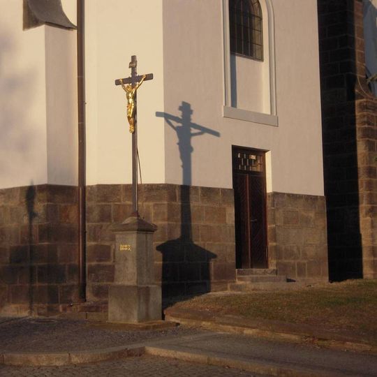 Boží muka u kostela sv. Gotharda v Českém Brodě