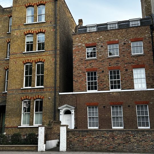 337, Kennington Lane Se11