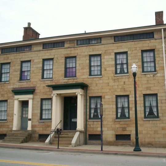 F. Julius LeMoyne House