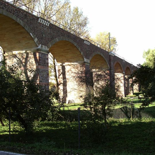 Eisenbahnviadukt der Strecke Neukieritzsch - Chemnitz Niedergräfenhain -