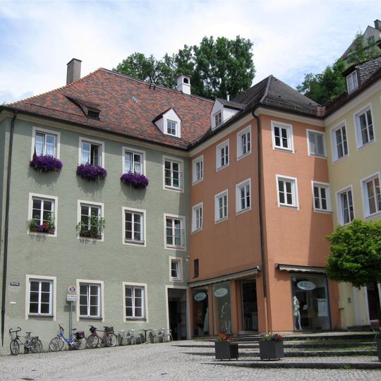 Ehemaliges Wohnhaus des Spitalmesners, jetzt Wohn- und Geschäftshaus