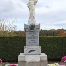 War memorial of Arlod