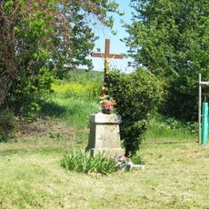 Kříž u silnice jihozápadně od Blova