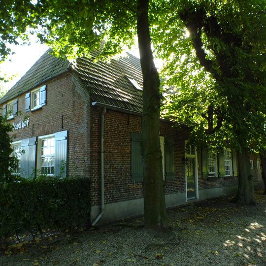 Kapeleind 8, Schijndel