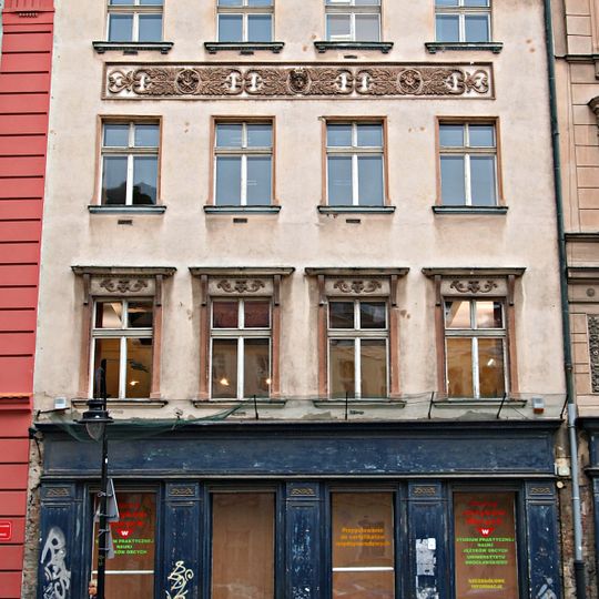 Kamienica z oficyną, ob. budynek UW, studium nauki języków obcych