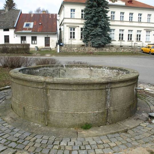 Kašna na Tyršově náměstí