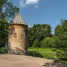 Category:Pil-Tower Pavilion in Pavlovsk