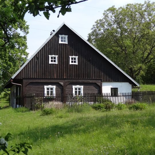 Hoření Starý Dub 11