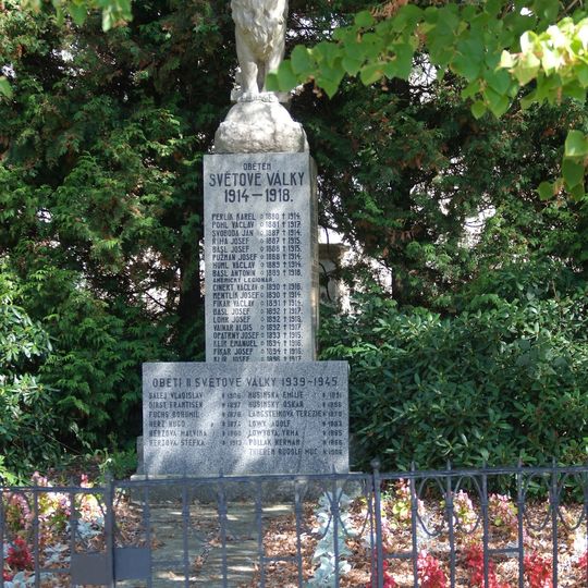Pomník padlým v Mýtu