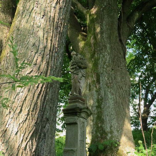 Statue of Madonna and Child in Nebeská Rybná