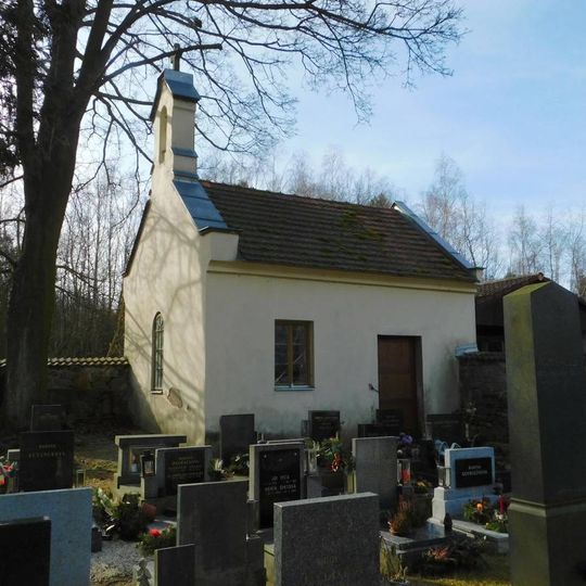 Kaple na hřbitově v Těptíně