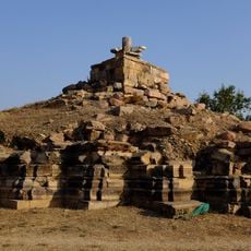 Temple remains and mounds at Bijamandal