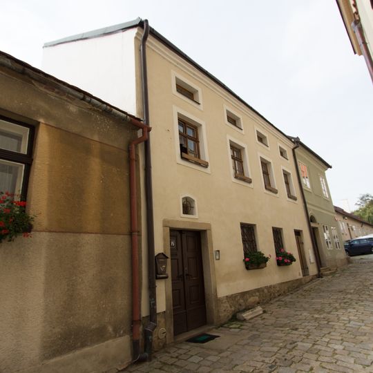 Náměstí Zachariáše z Hradce 71