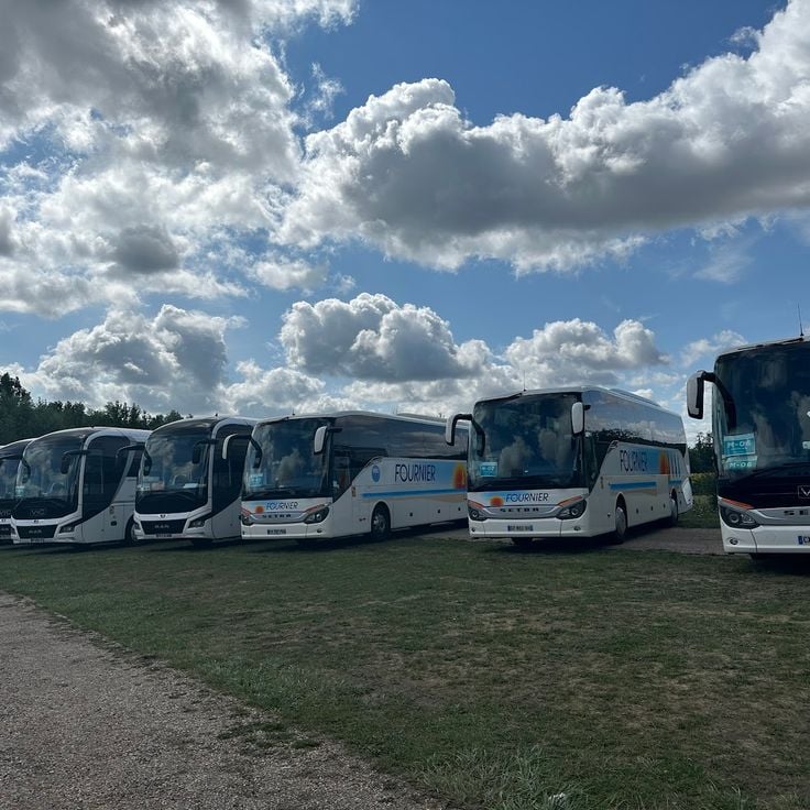 Giverny shuttle bus station