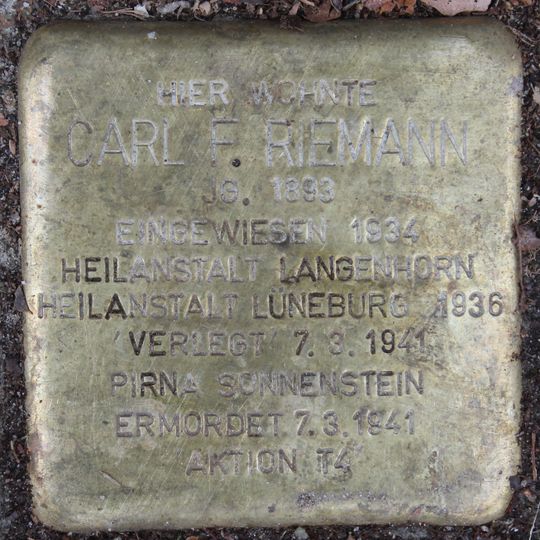 Stolperstein dedicated to Carl F. Riemann