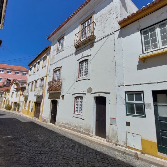 Casa na Rua Actor Taborda, 40 e 42