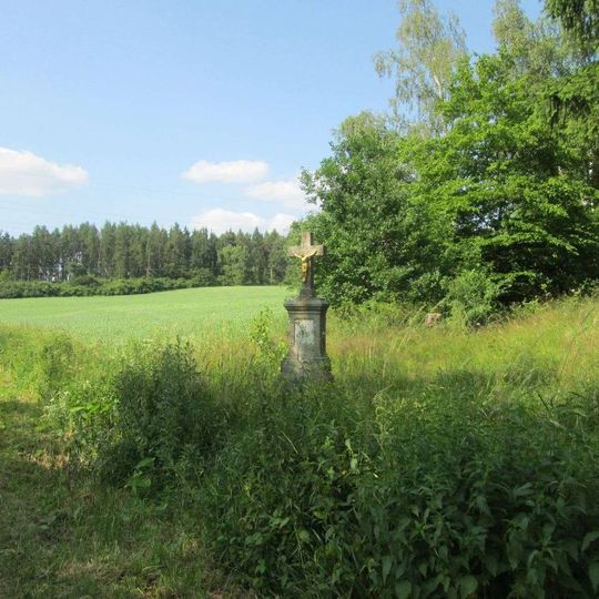 Kříž u lesa nad Bukovinou