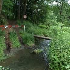 Lávka přes Černý potok v Unhošti pod ulicí K Údolí