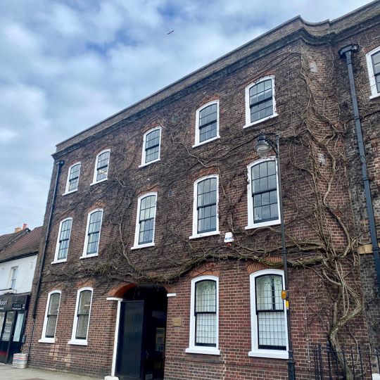 42, St Peter's Street