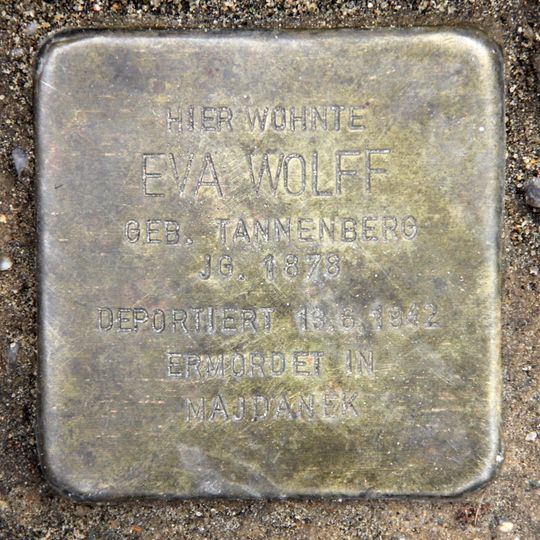Stolperstein en memoria de Eva Wolff