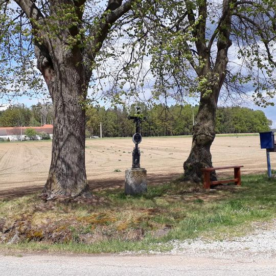 Kříž nedaleko samoty U Fišáka u Hůrek
