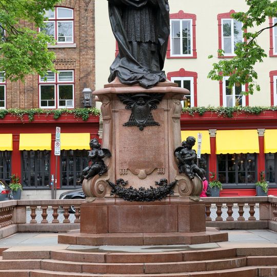 Monument du Cardinal Elzéar-Alexandre Taschereau