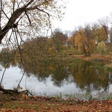 Gostilitsy Estate park