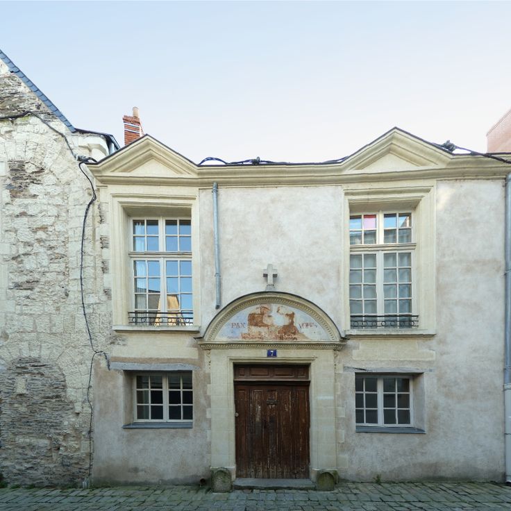 Maison canoniale Sainte-Croix