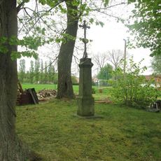 Kříž severně od Bíluk