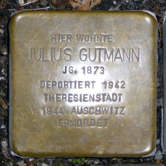 Stolperstein en memoria de Julius Gutmann
