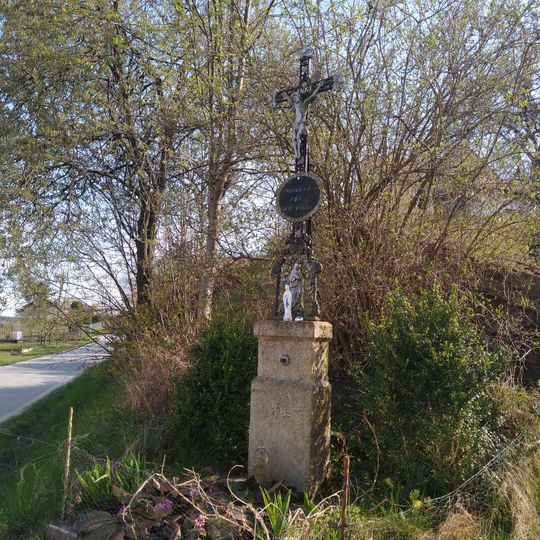 Kříž ve Slavči u čp. 1