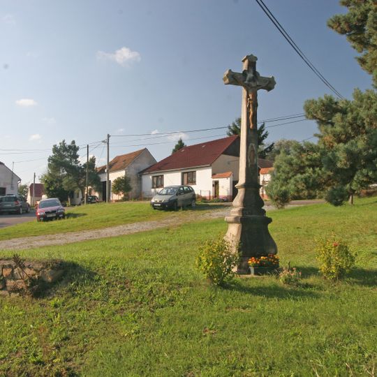 Kříž v Novém Petříně západní část obce