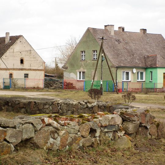 Węgorzewo, Złotów County