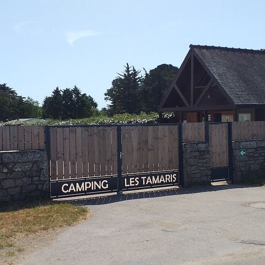 Les Tamaris