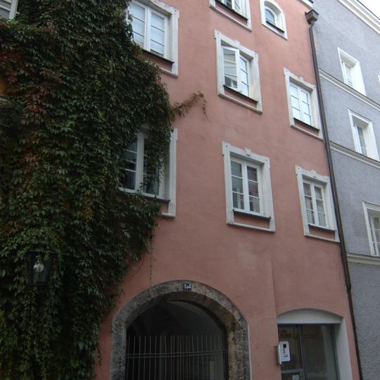 Wohn- und Geschäftshaus, ehemaliges Handwerkerhaus