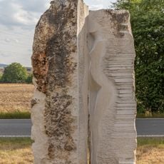 Plastika Teta a Kazi na Cestě mramoru v Dobřichovicích