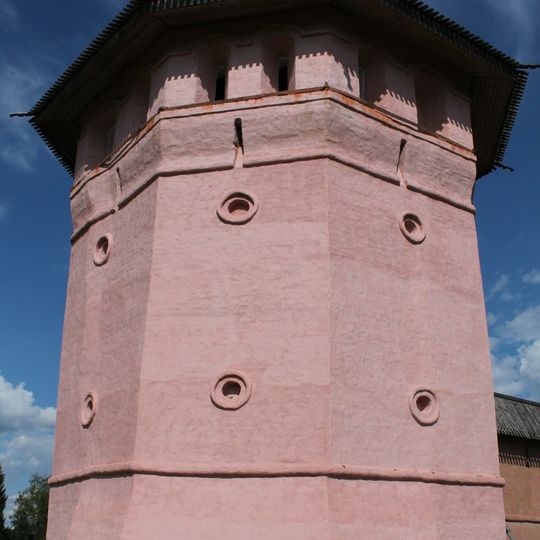 Северо-западная наугольная башня