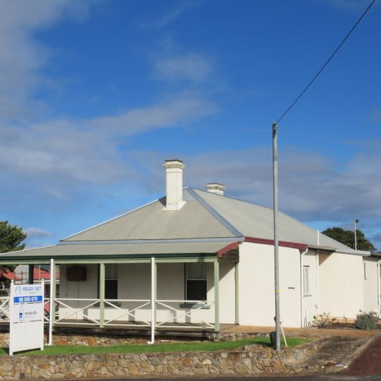 House 15 Aberdeen Street, Albany